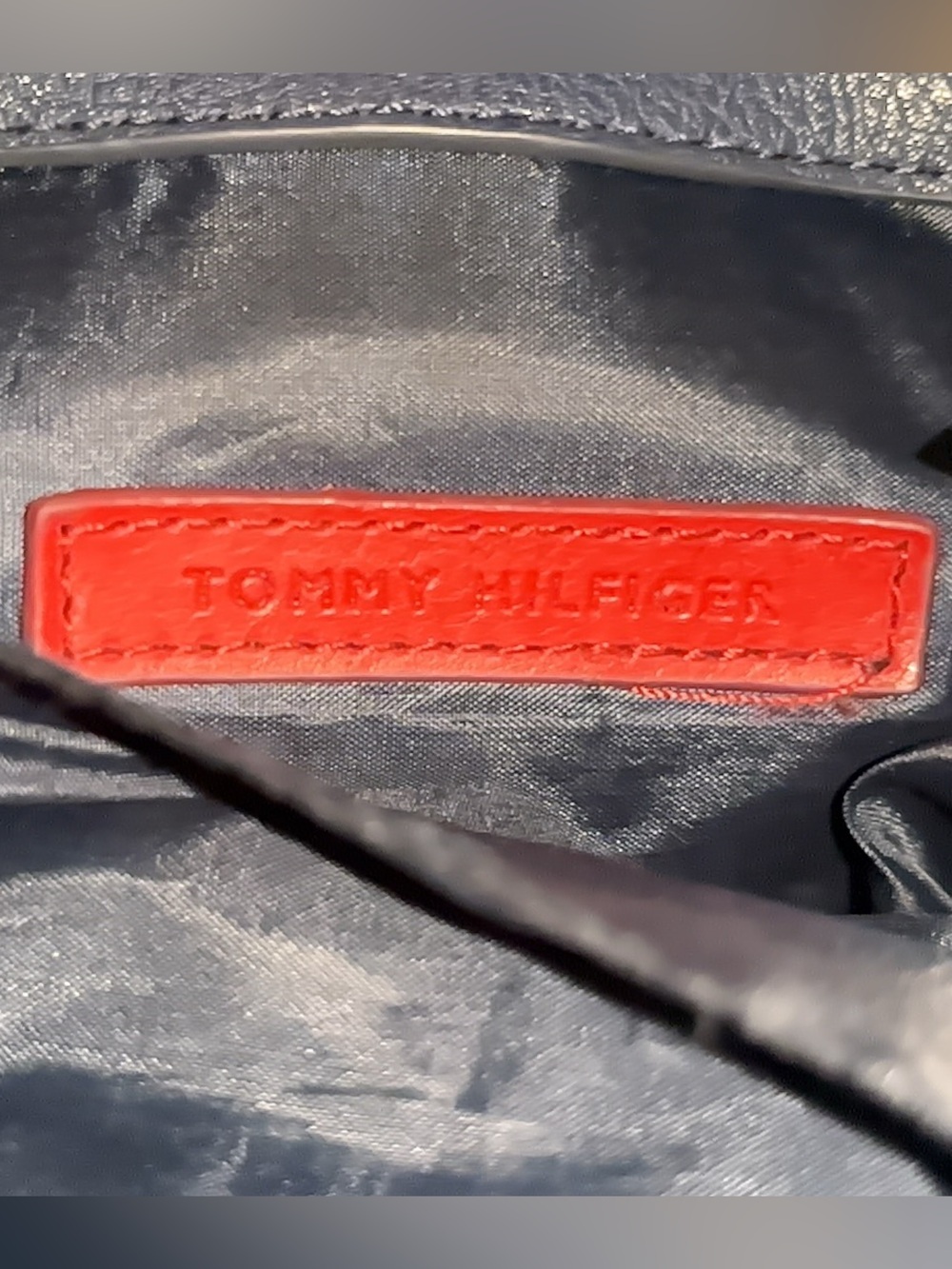 Tommy Hilfiger Crossbody Purse - Picture 4 of 5